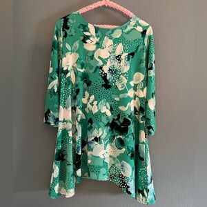 Alfani tunic in contemporary green pattern